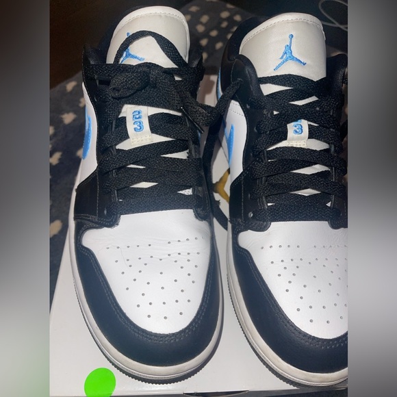 Women’s Air Jordan 1 Low Black/ University Blue-White Size 10 - Picture 7 of 16